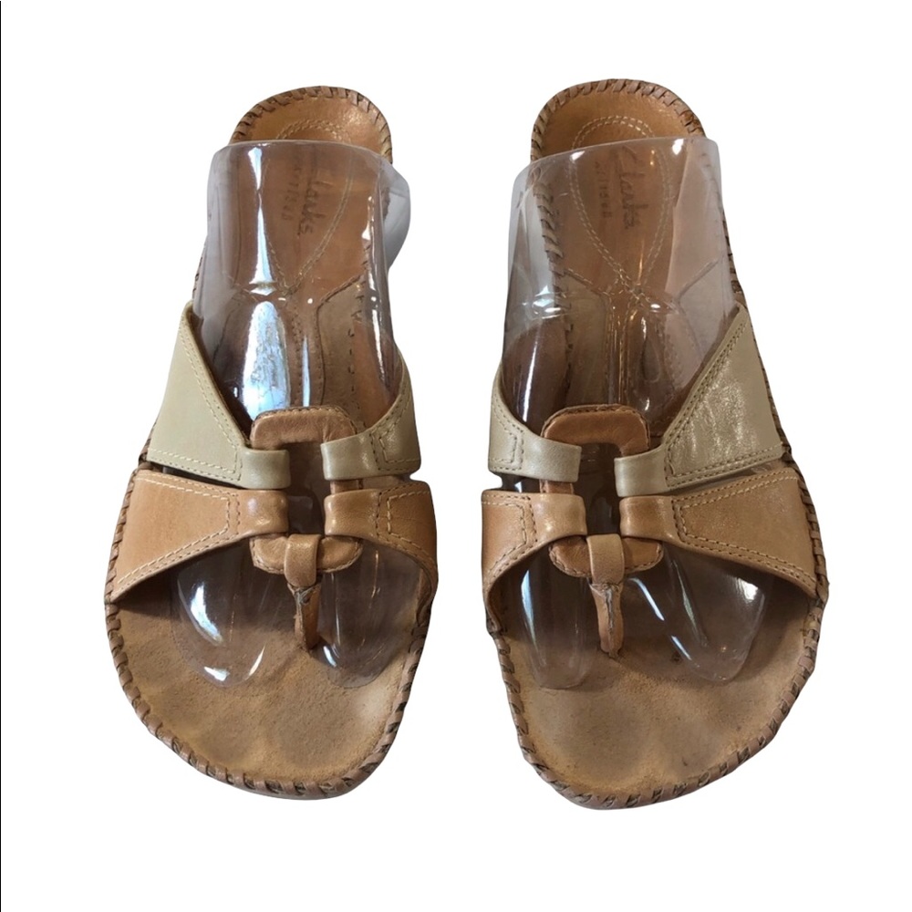 Clarks Artesian Two Tone Leather Woman’s Sandals Mules Shoes Flats in size 8